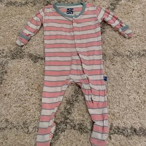 0-3 months Kickee footie